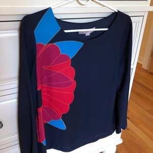 Stunning LOFT Navy flower blouse! New!